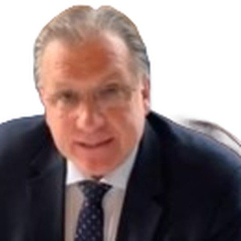 Ian L George